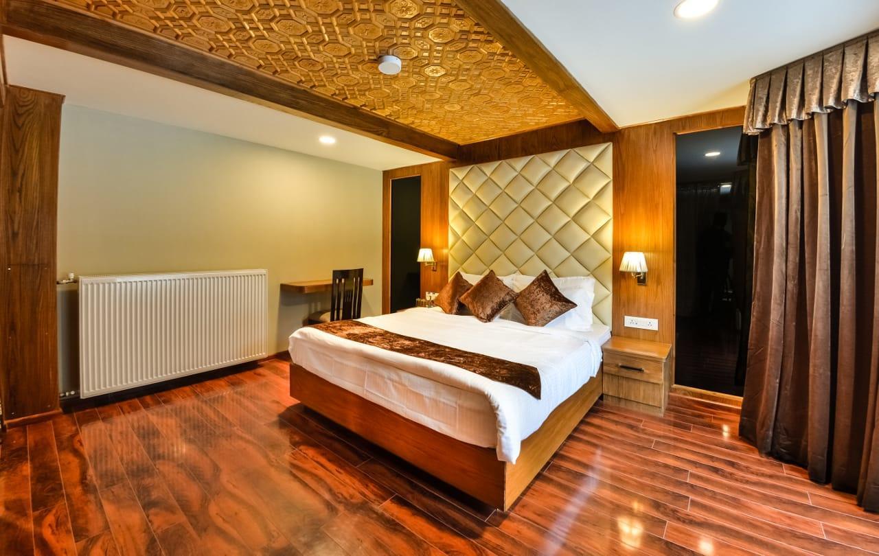 Royal Hillton Pahalgam Hotel Bagian luar foto