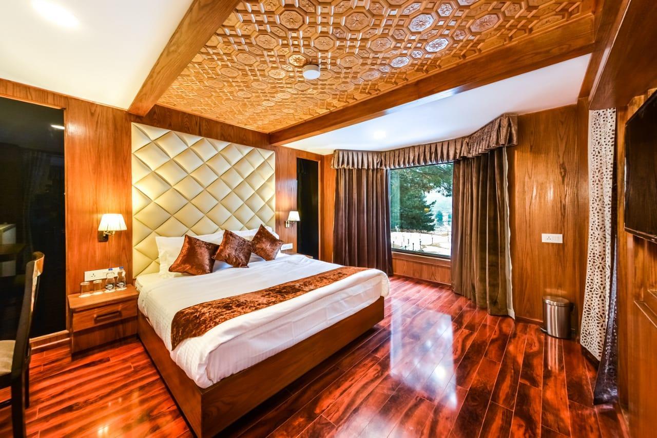 Royal Hillton Pahalgam Hotel Bagian luar foto