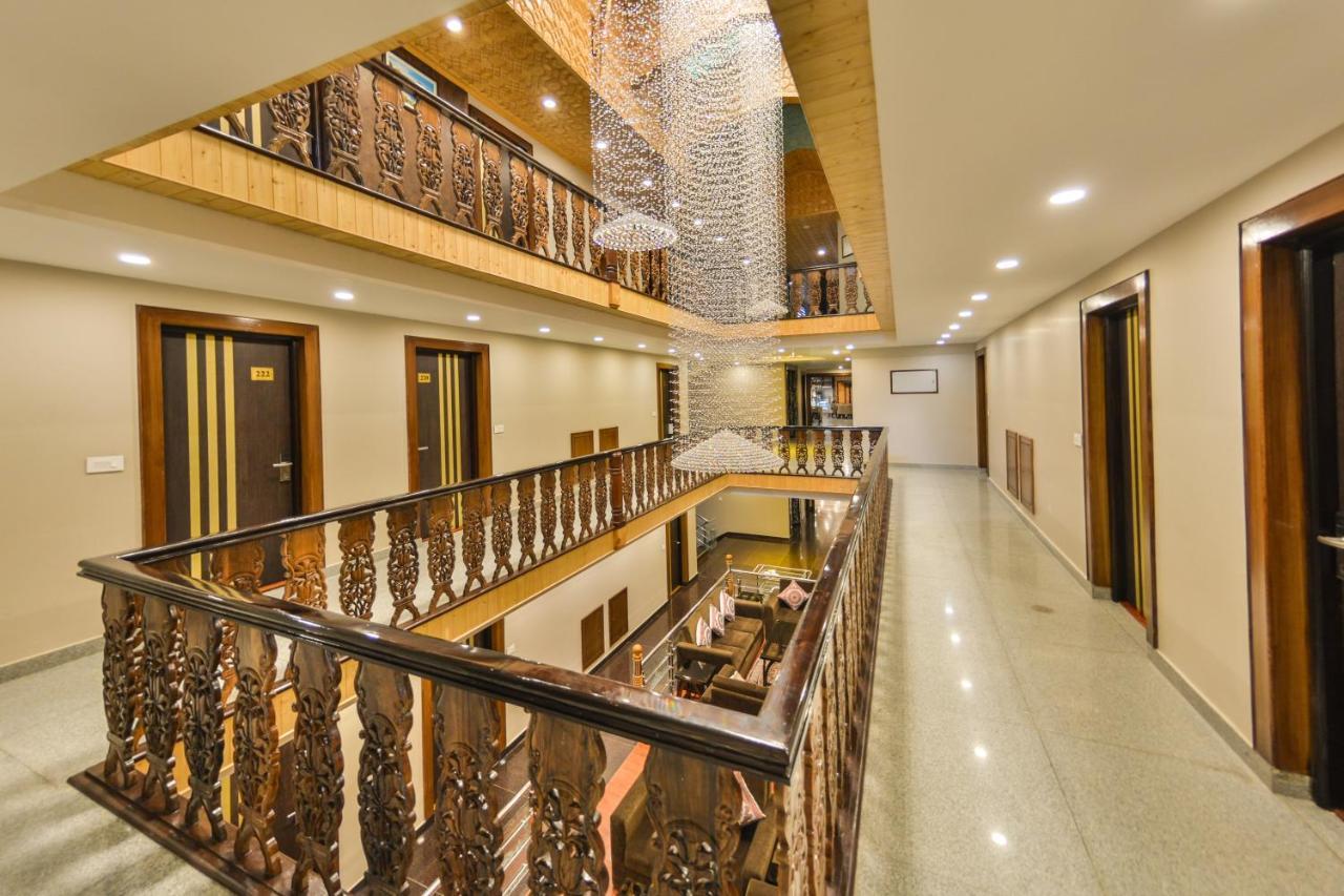 Royal Hillton Pahalgam Hotel Bagian luar foto