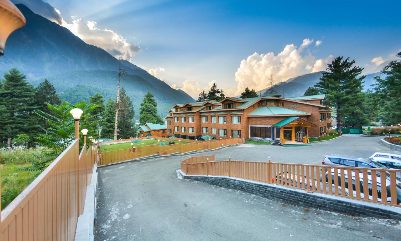 Royal Hillton Pahalgam Hotel Bagian luar foto