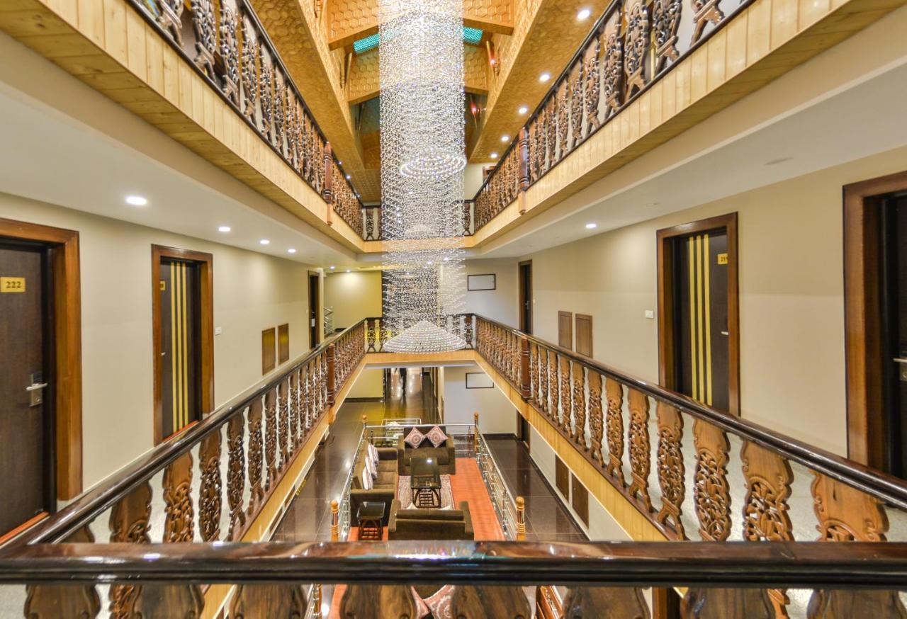 Royal Hillton Pahalgam Hotel Bagian luar foto