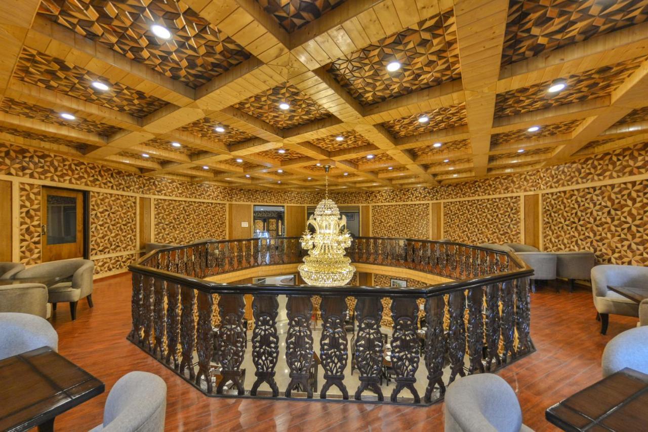 Royal Hillton Pahalgam Hotel Bagian luar foto