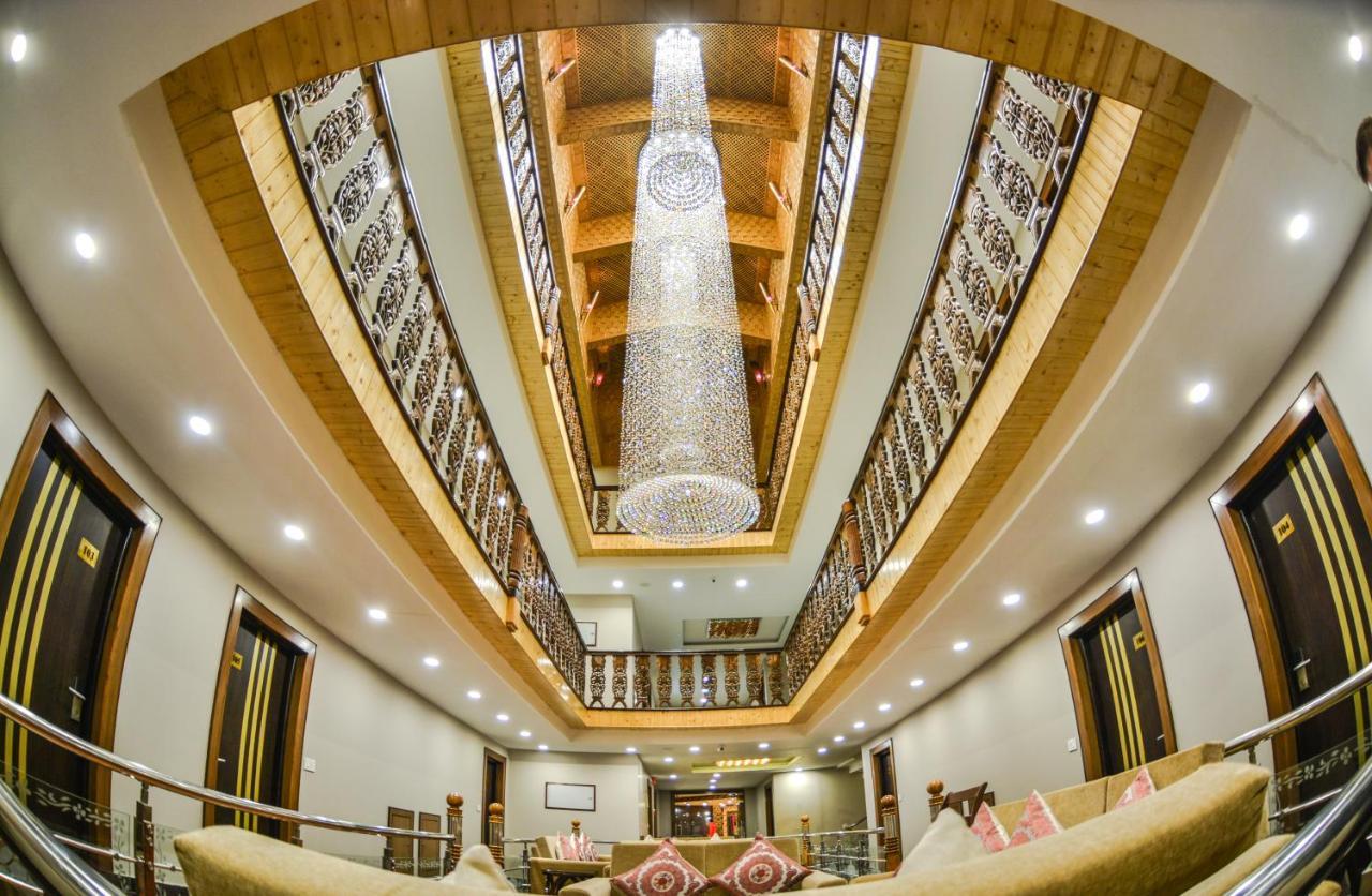 Royal Hillton Pahalgam Hotel Bagian luar foto