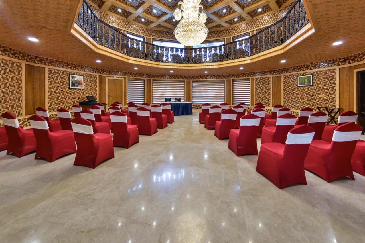 Royal Hillton Pahalgam Hotel Bagian luar foto